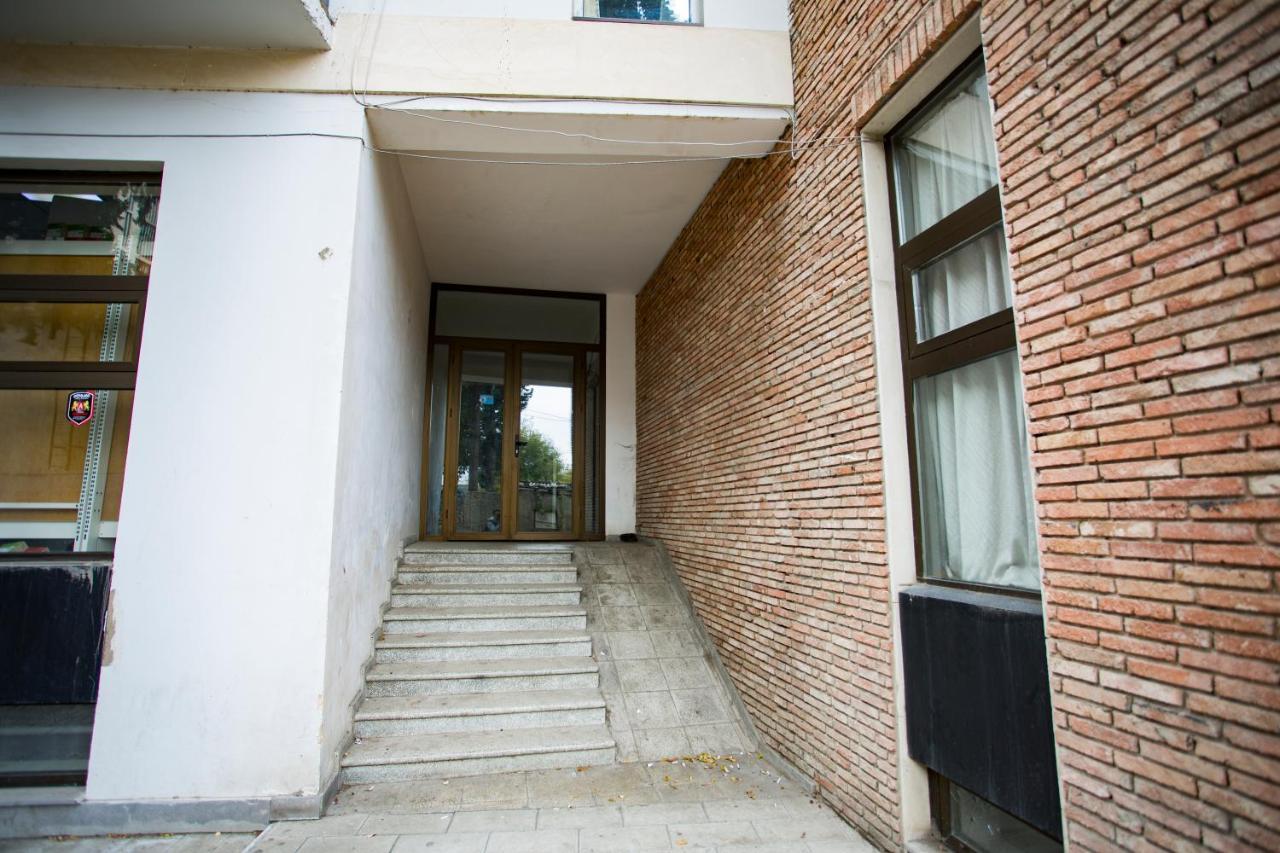 Apartment Art Django Old Avlabari Tbilisi Eksteriør billede