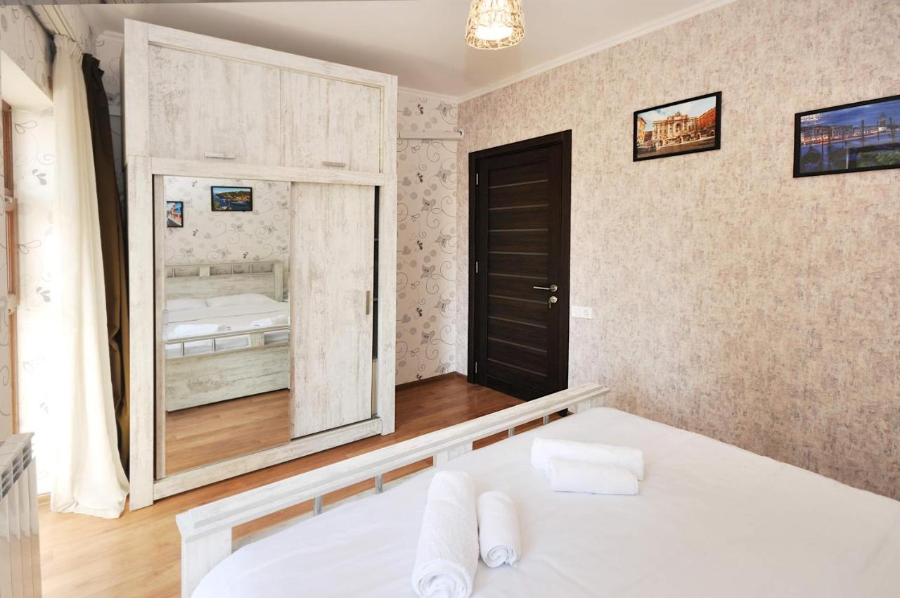 Apartment Art Django Old Avlabari Tbilisi Eksteriør billede